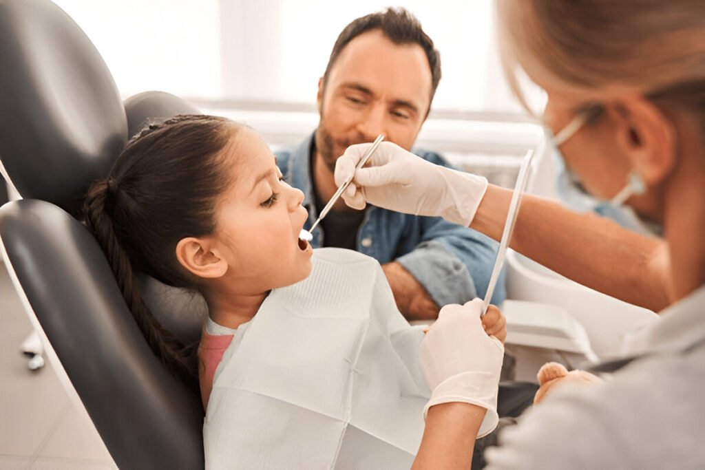When Should Your Child First See a Pediatric Dentist